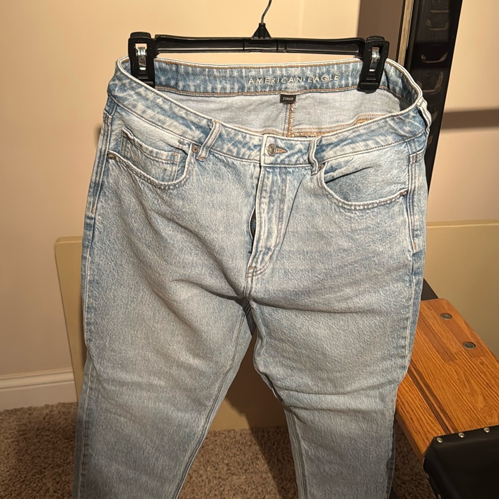 American Eagle mom jeans